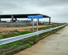 高速公路波形护栏板及波形梁护栏对我们的安全