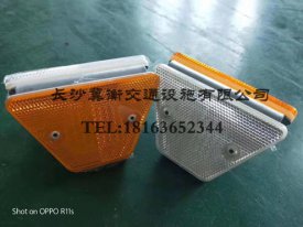 益阳大通湖梯形轮廓标波形护栏配套